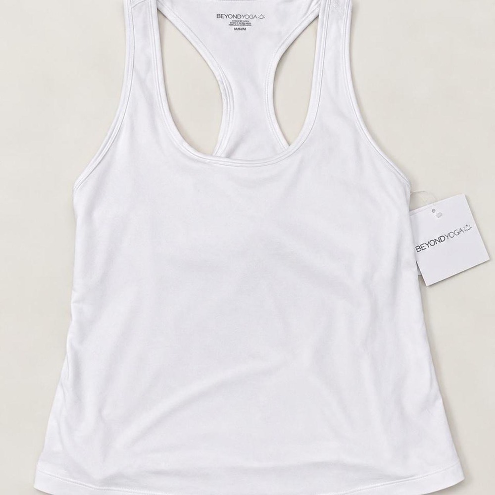 NWT Beyond Yoga White Racerback Tank — Size Medium
